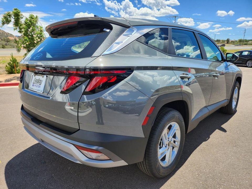 2026 Hyundai Tucson SE