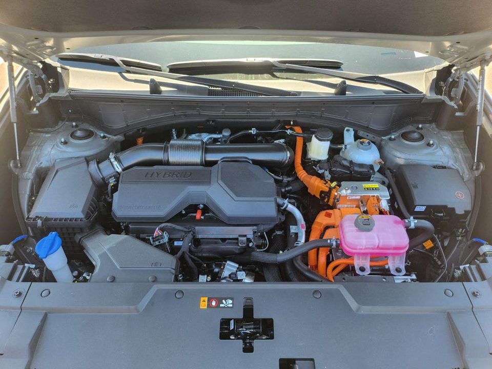 2026 Hyundai Santa Fe Hybrid SE