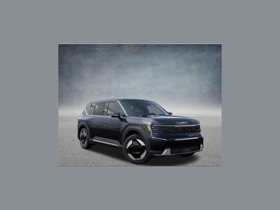 2026 Kia EV9 Light Short Range