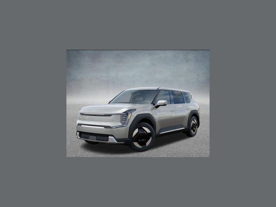 2026 Kia EV9 Light Short Range