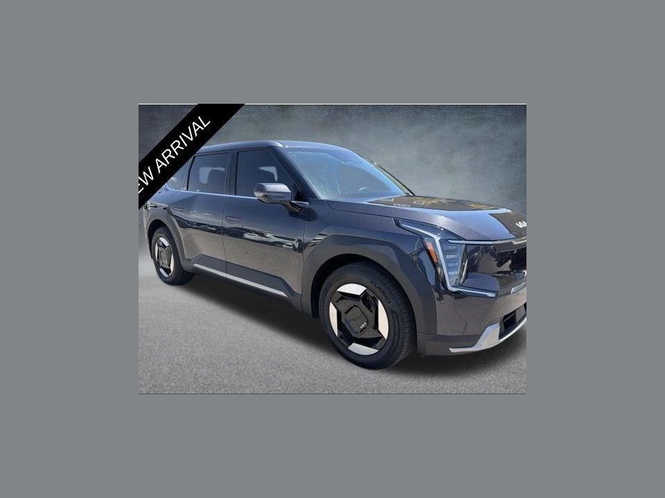 2026 Kia EV9 Light Long Range