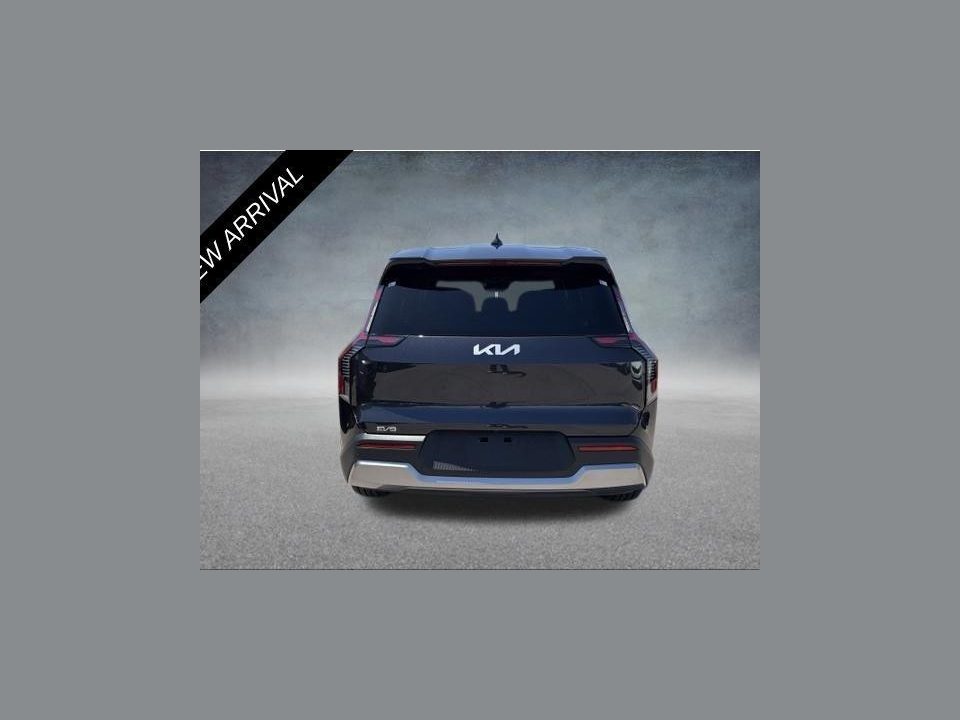 2026 Kia EV9 Light Long Range