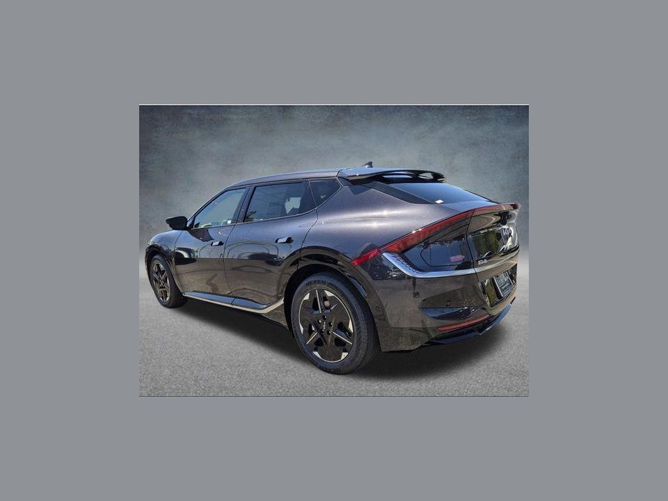 2026 Kia EV6 Wind RWD