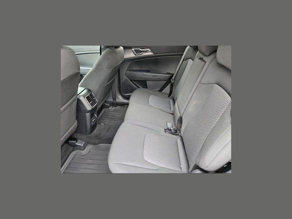2026 Kia Sportage LX
