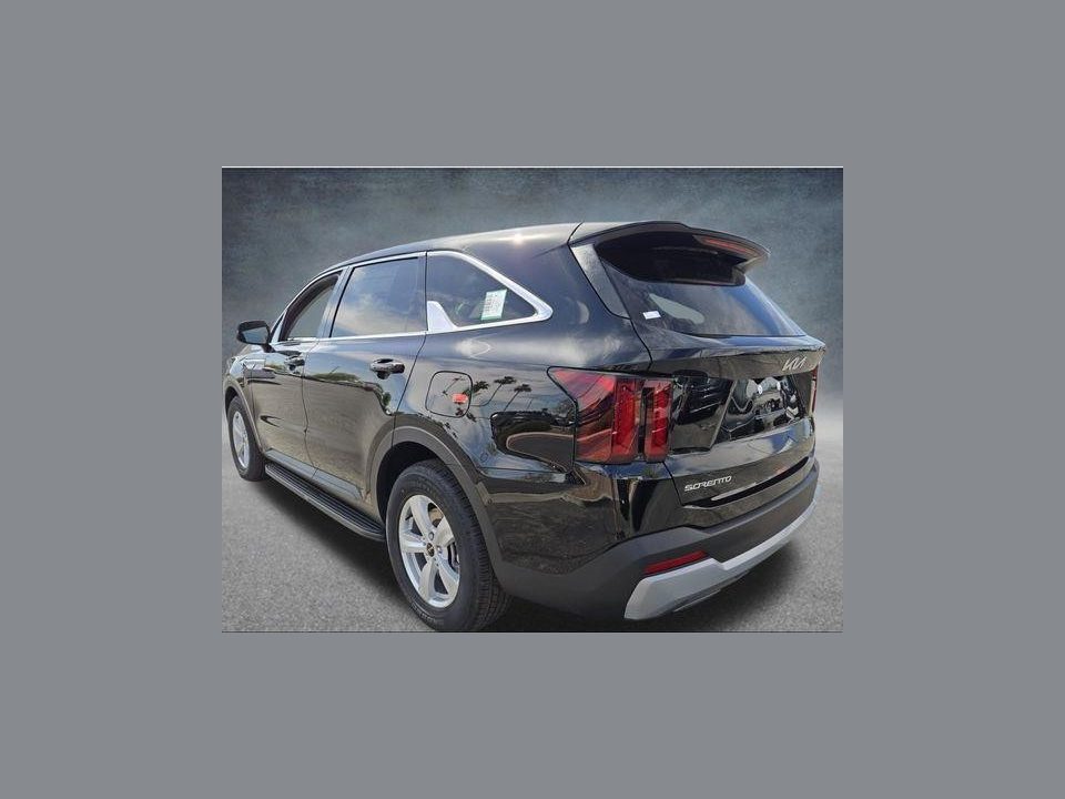2026 Kia Sorento LX