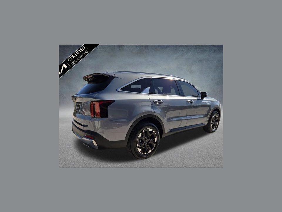 2025 Kia Sorento S