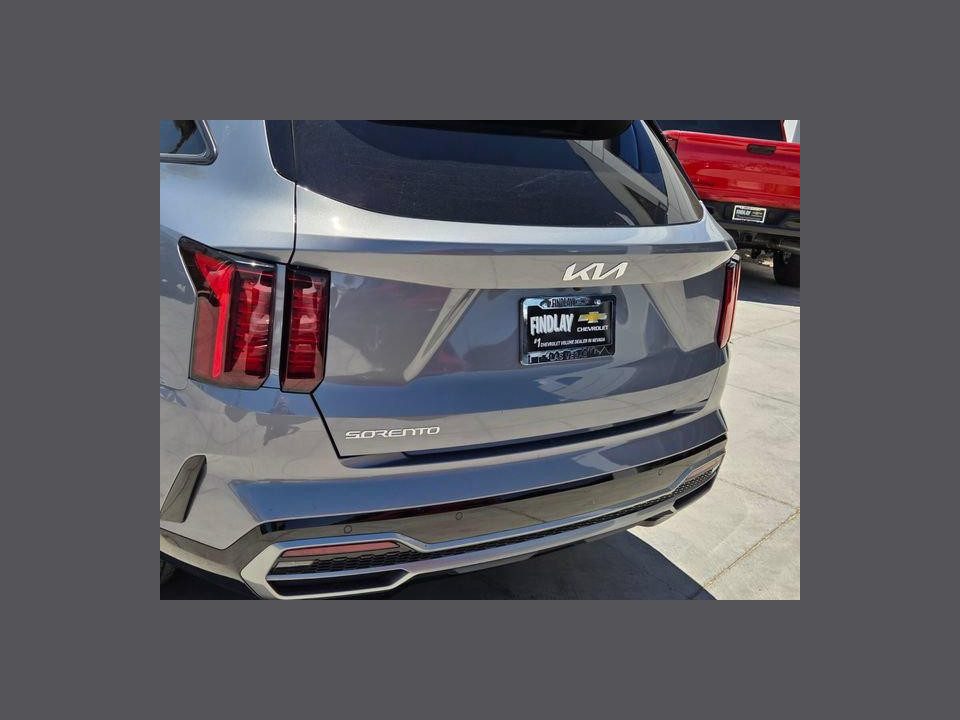 2023 Kia Sorento S