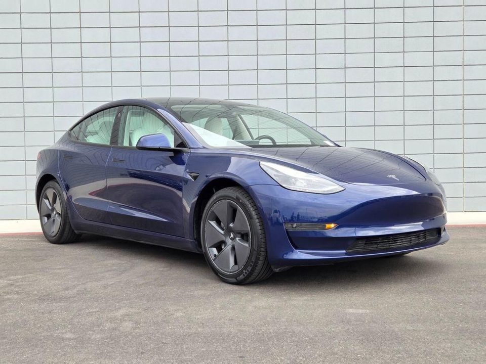 2023 Tesla Model 3 Rear-Wheel Drive