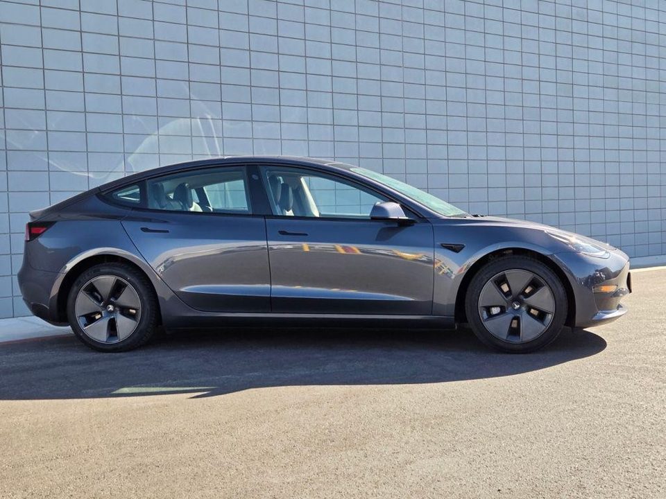 2023 Tesla Model 3 Rear-Wheel Drive