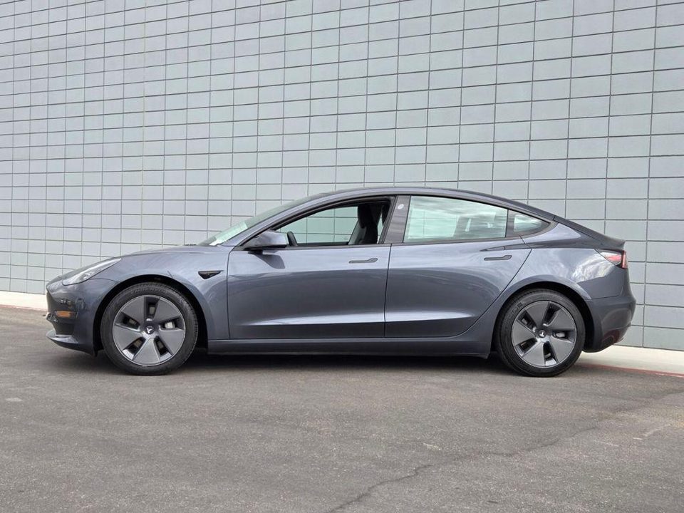2023 Tesla Model 3 Rear-Wheel Drive