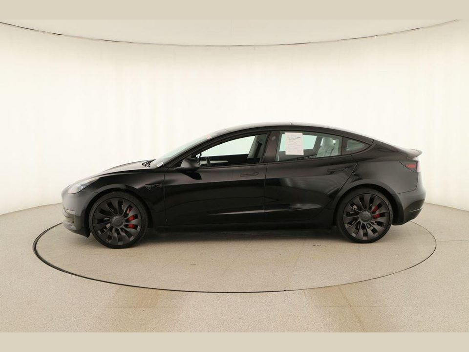 2022 Tesla Model 3 Performance Dual Motor All-Wheel Drive