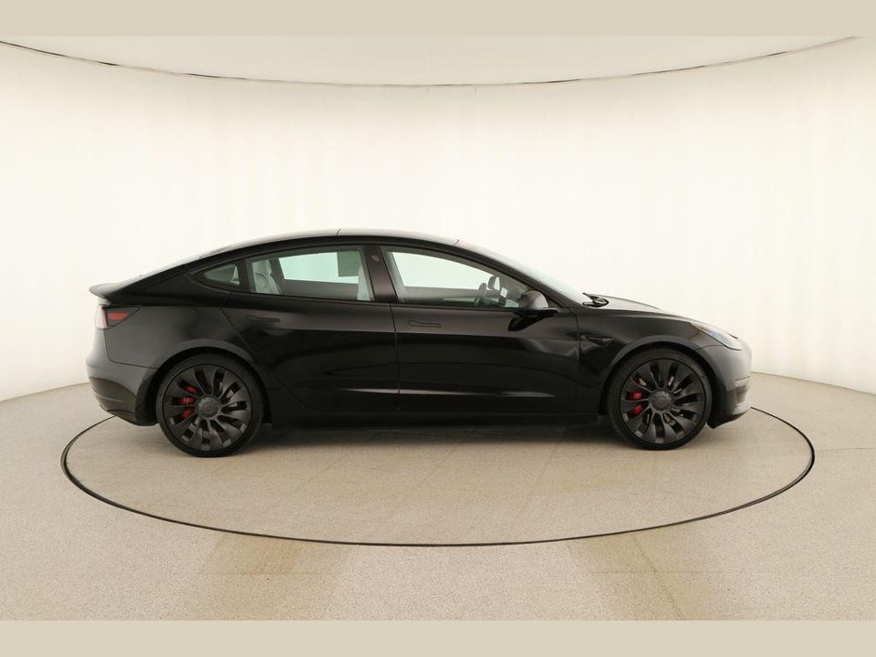 2022 Tesla Model 3 Performance Dual Motor All-Wheel Drive