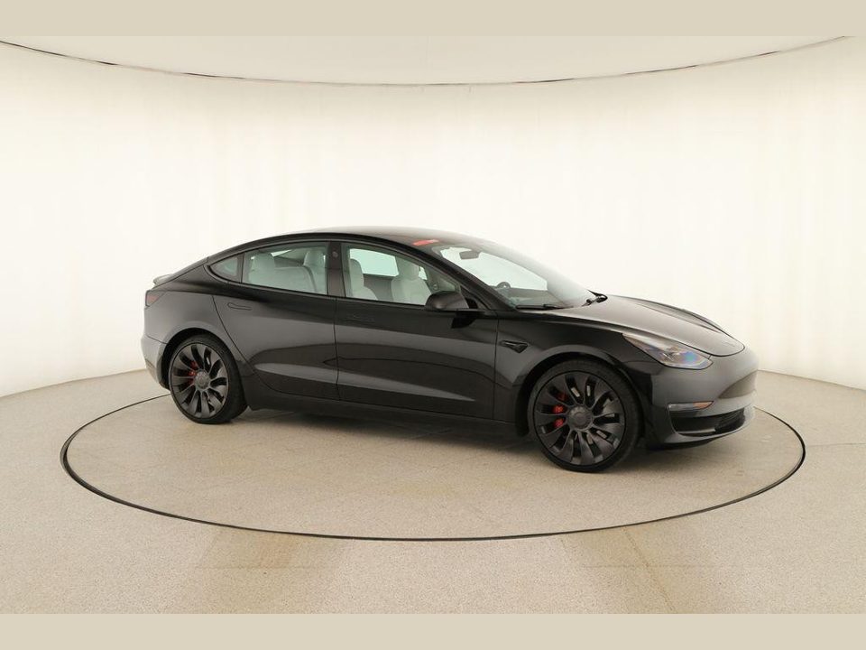 2022 Tesla Model 3 Performance Dual Motor All-Wheel Drive