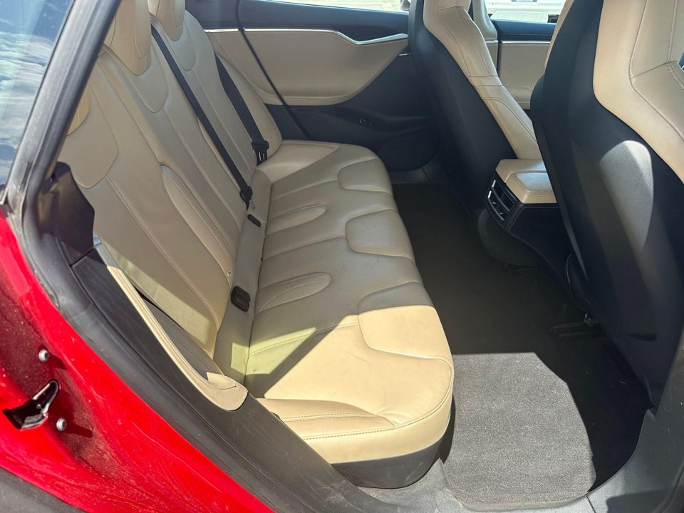 2016 Tesla Model S 75D