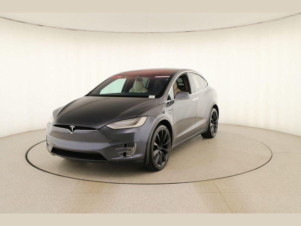 2019 Tesla Model X Standard Range
