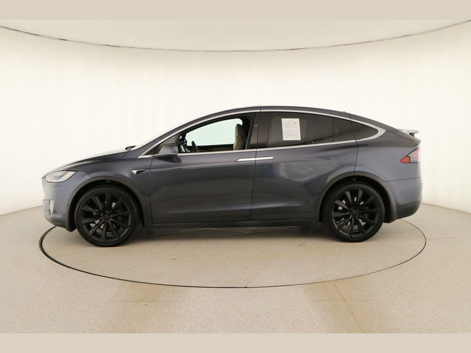 2019 Tesla Model X Standard Range