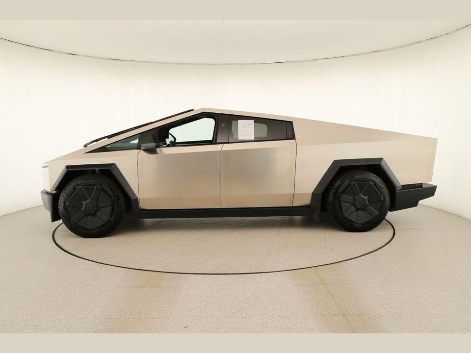 2024 Tesla Cybertruck All-Wheel Drive