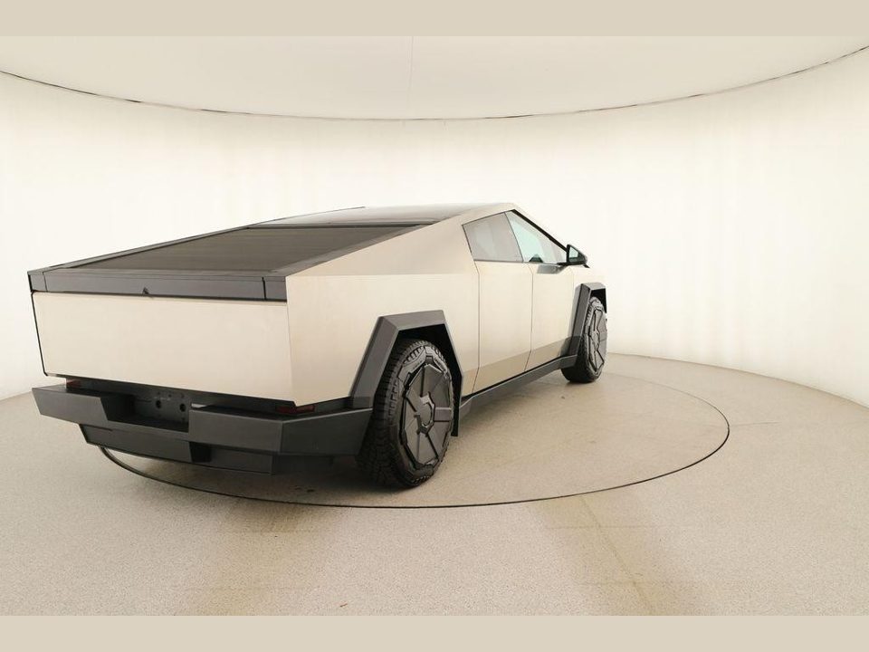 2024 Tesla Cybertruck All-Wheel Drive
