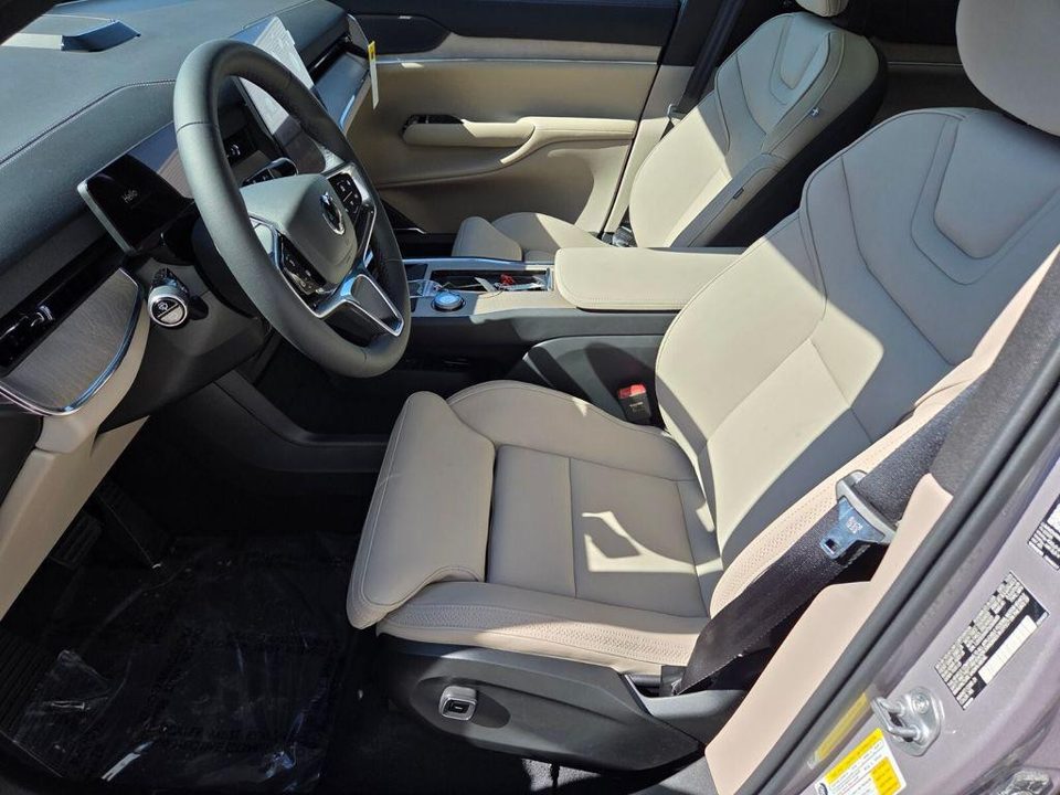 2026 Volvo EX90 Plus, Single Motor, Fully electric, 7 Seats