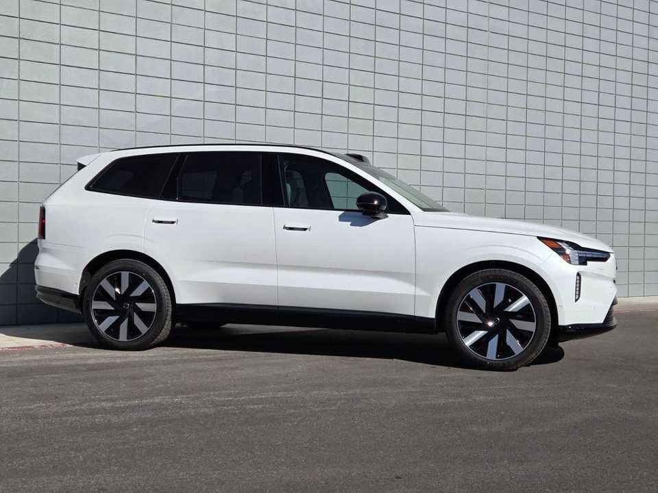 2025 Volvo EX90 Ultra, Twin Motor Performance, Fully electric, 7 Seats