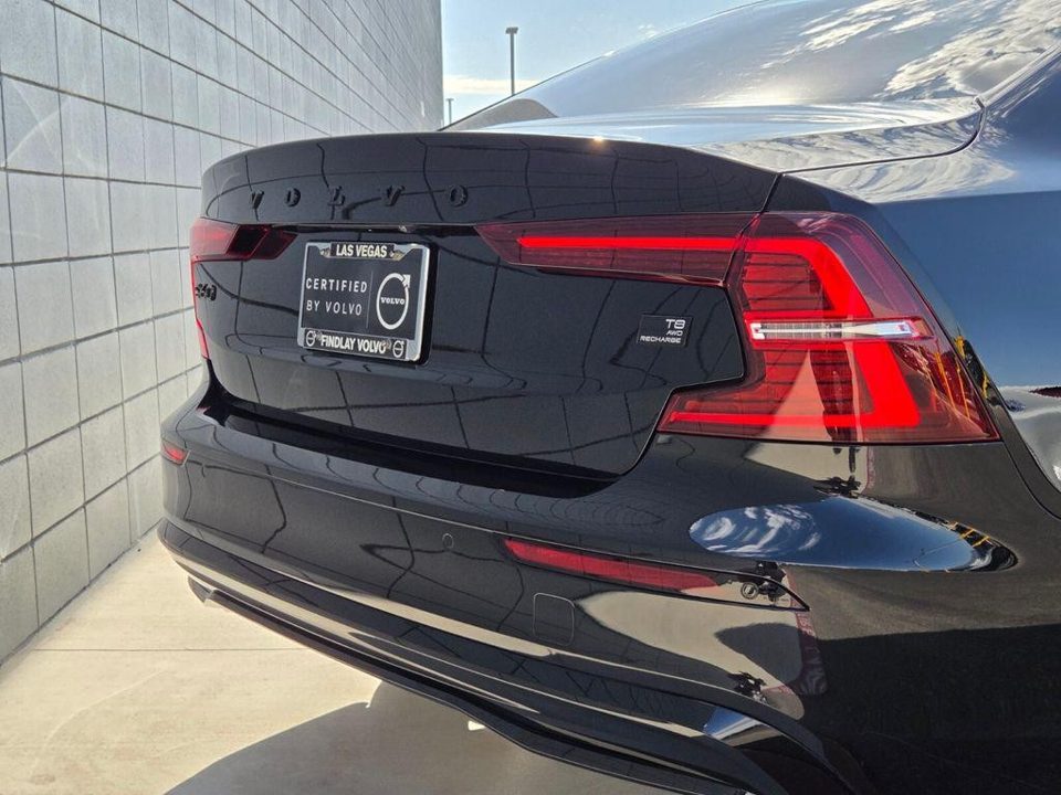 2024 Volvo S60 RECHARGE PLUG-IN HYBRID T8 Plus Black Edition