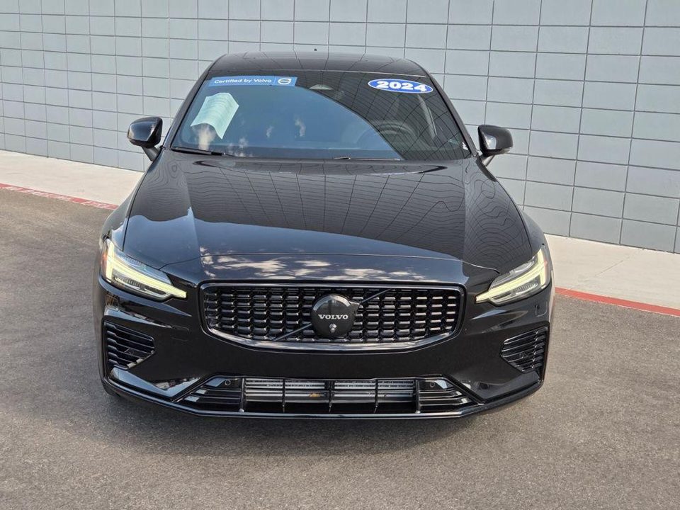 2024 Volvo S60 RECHARGE PLUG-IN HYBRID T8 Plus Black Edition