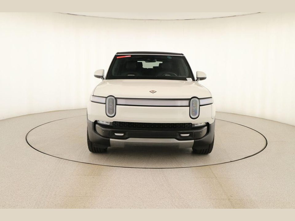 2024 Rivian R1S Adventure Quad Motor Large Pack