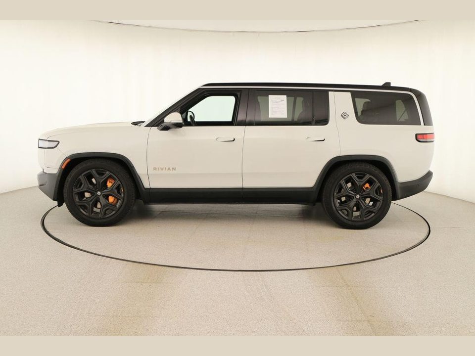 2024 Rivian R1S Adventure Quad Motor Large Pack