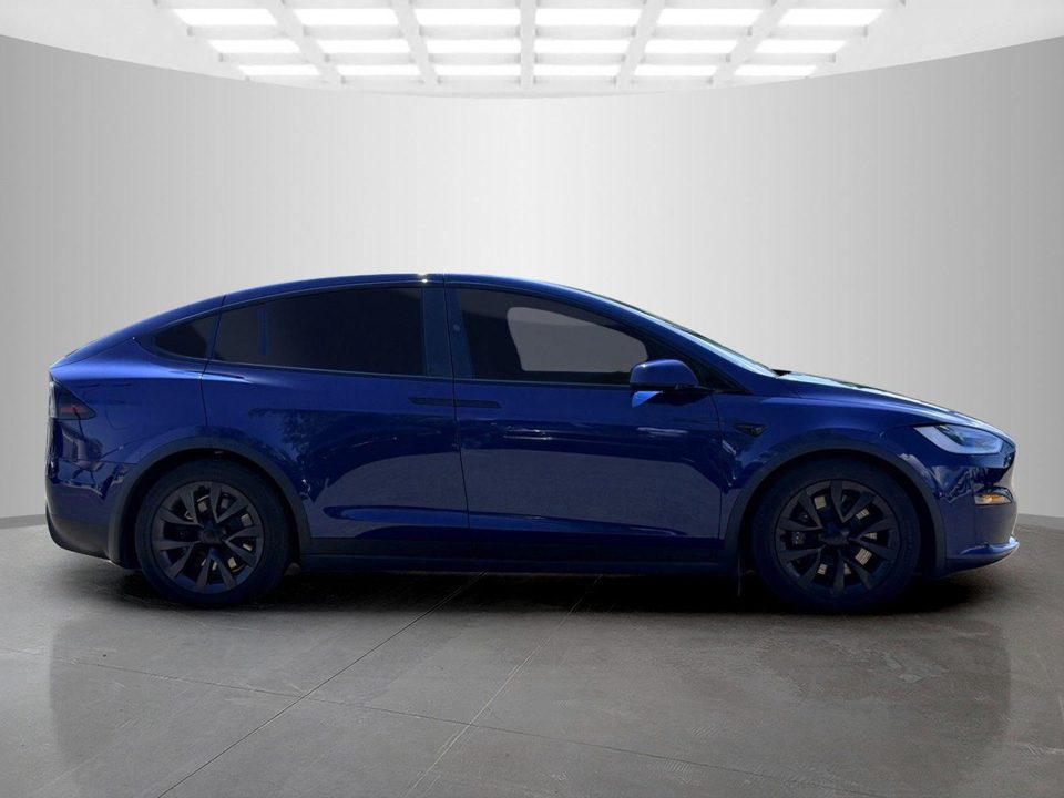 2023 Tesla Model X Standard Range