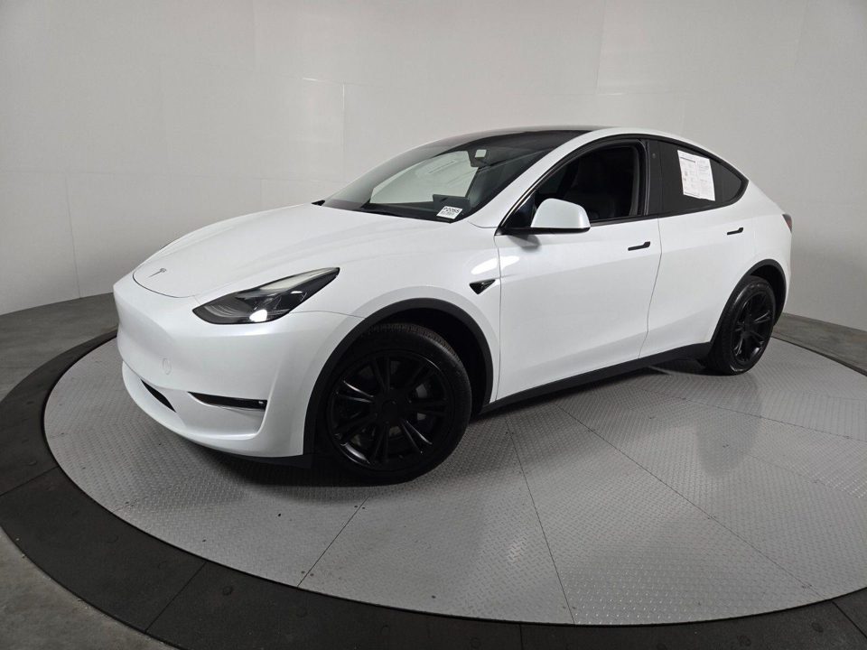 2023 Tesla Model Y Long Range Dual Motor All-Wheel Drive