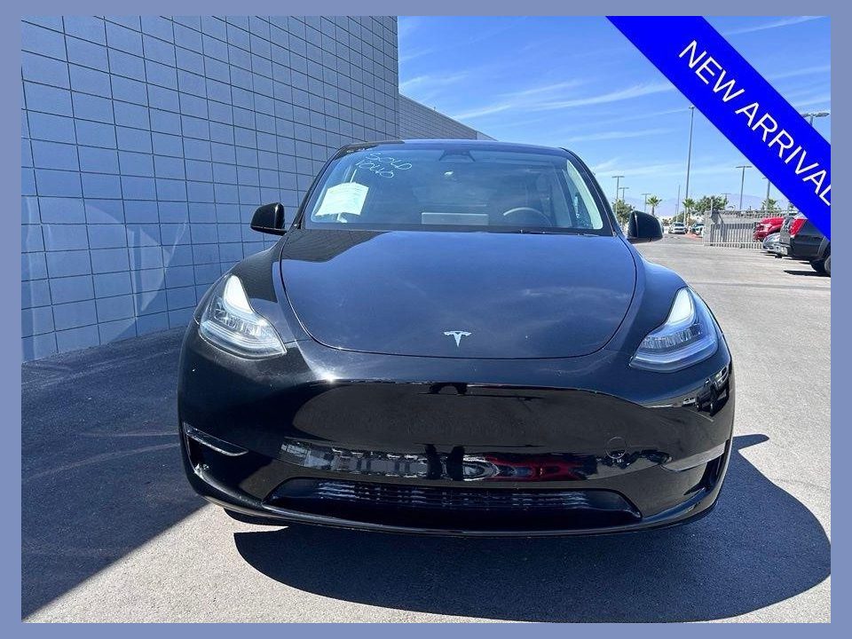 2023 Tesla Model Y Long Range Dual Motor All-Wheel Drive