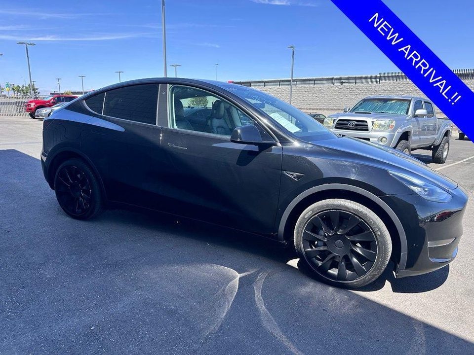 2023 Tesla Model Y Long Range Dual Motor All-Wheel Drive