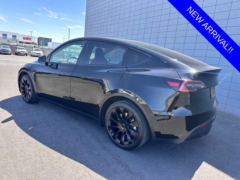 2023 Tesla Model Y Long Range Dual Motor All-Wheel Drive