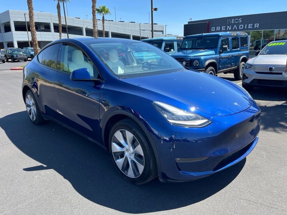 2023 Tesla Model Y Long Range