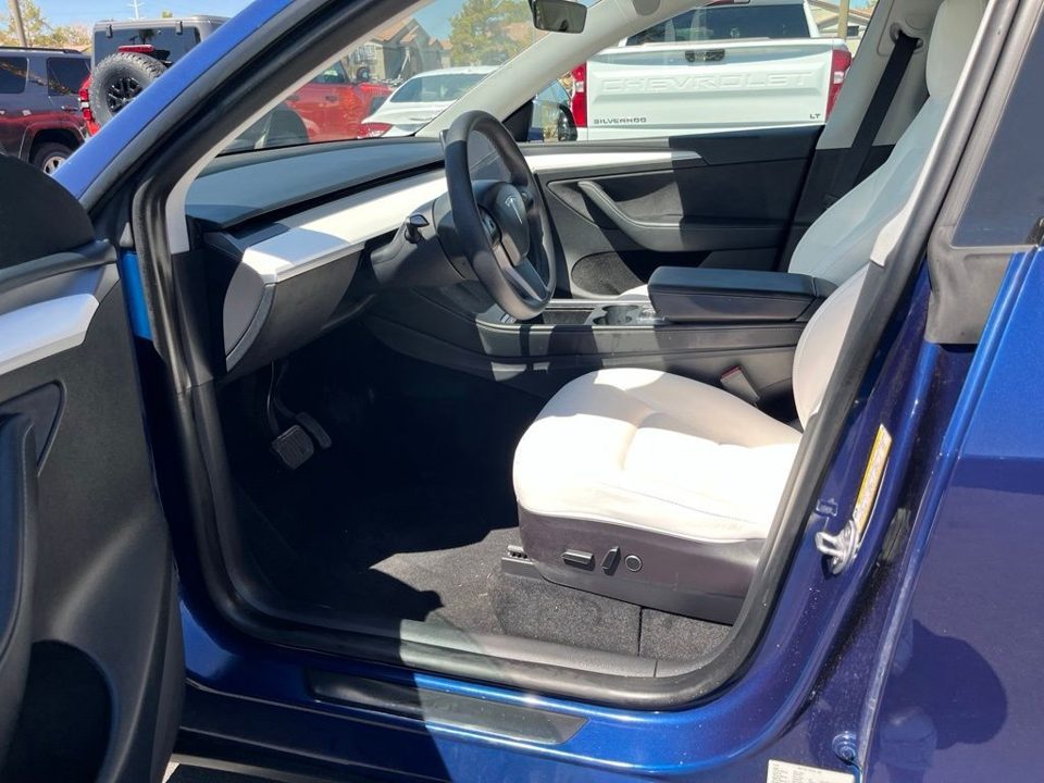 2023 Tesla Model Y Long Range