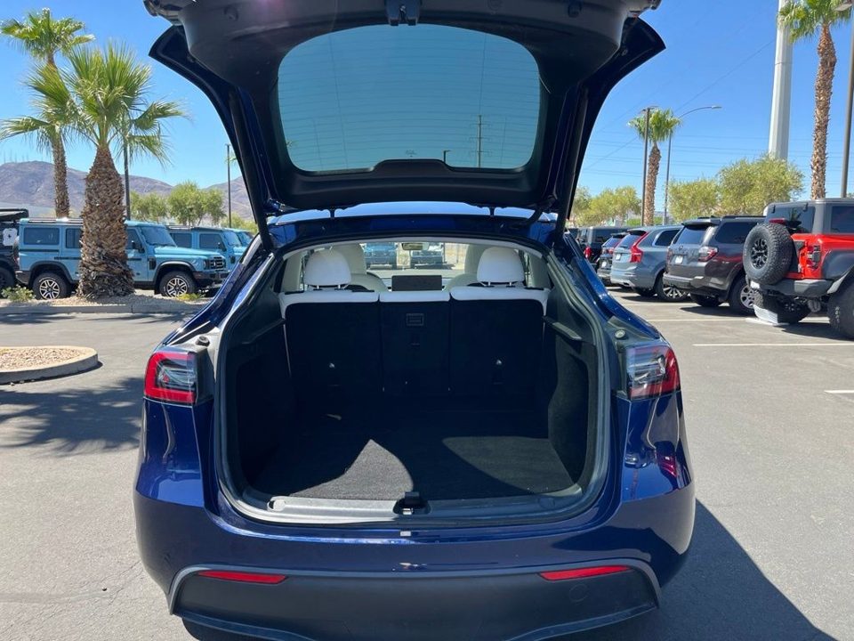 2023 Tesla Model Y Long Range