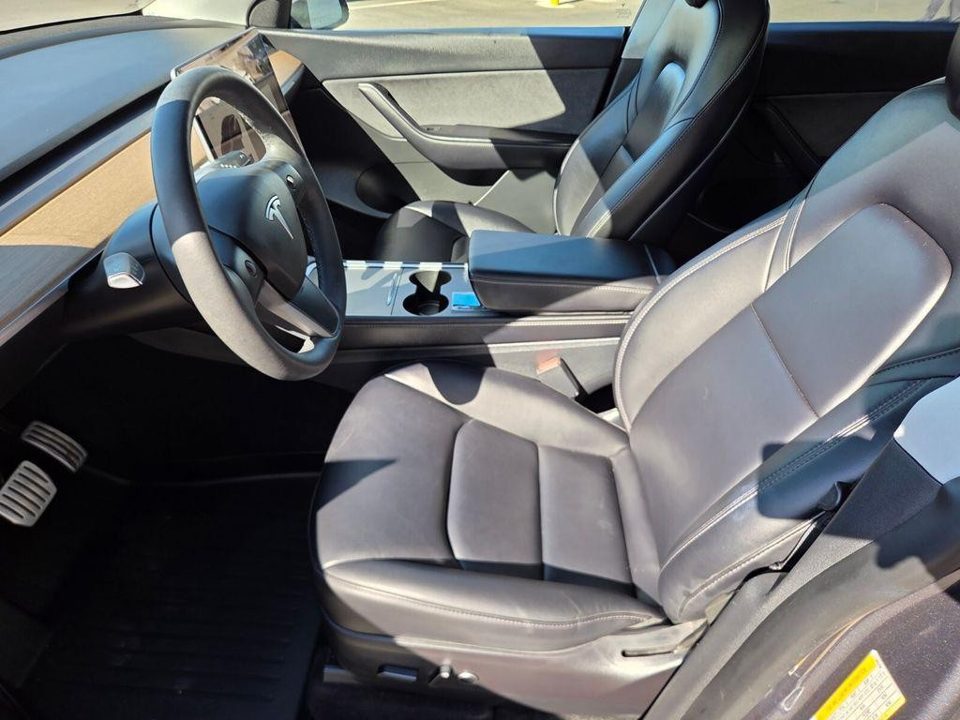 2022 Tesla Model Y Performance Dual Motor All-Wheel Drive