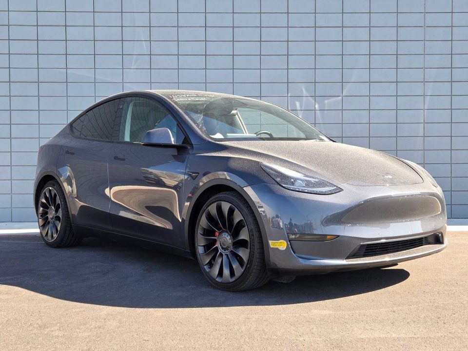 2022 Tesla Model Y Performance Dual Motor All-Wheel Drive