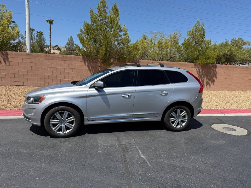 2017 Volvo XC60