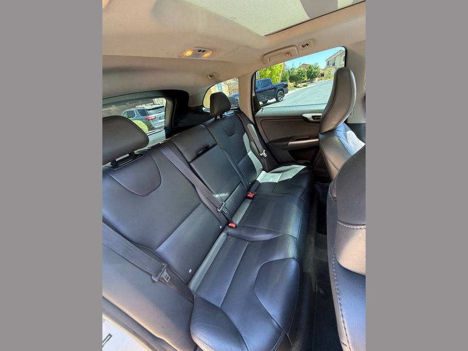 2017 Volvo XC60