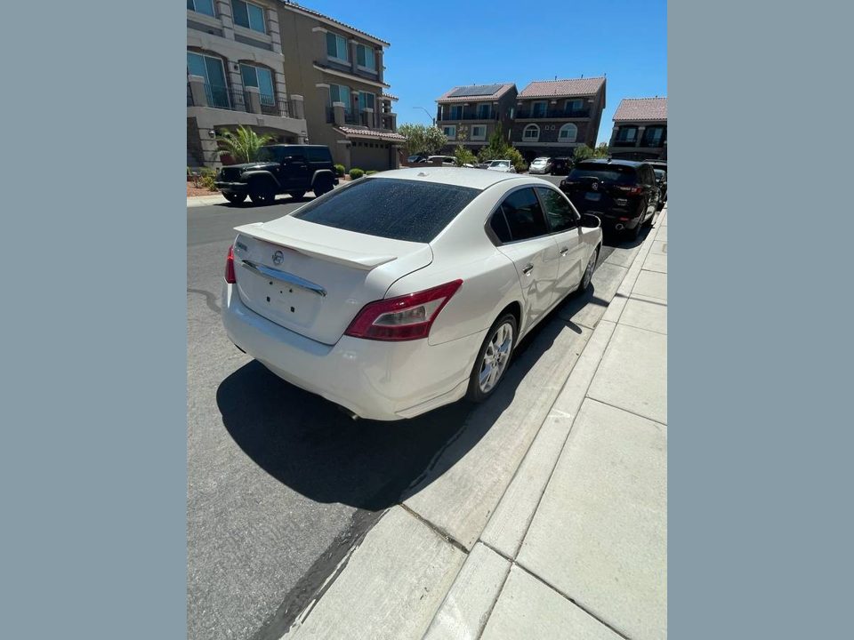 2010 Nissan Maxima SV