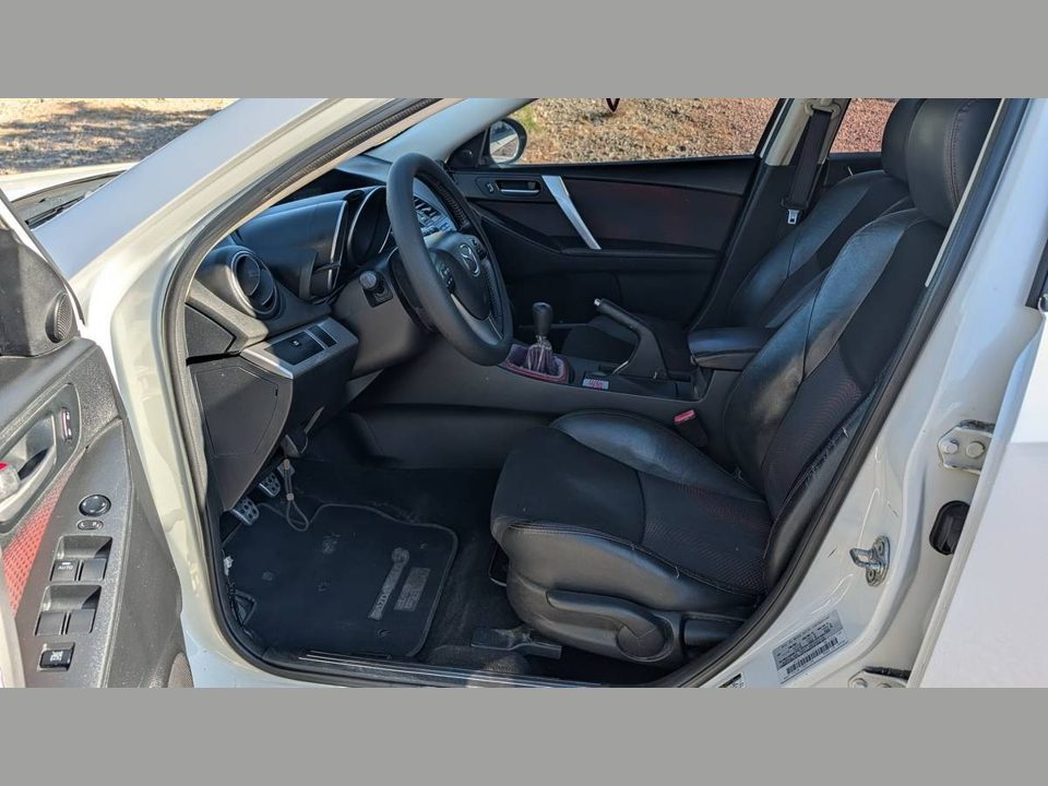 2013 Mazda Grand Touring