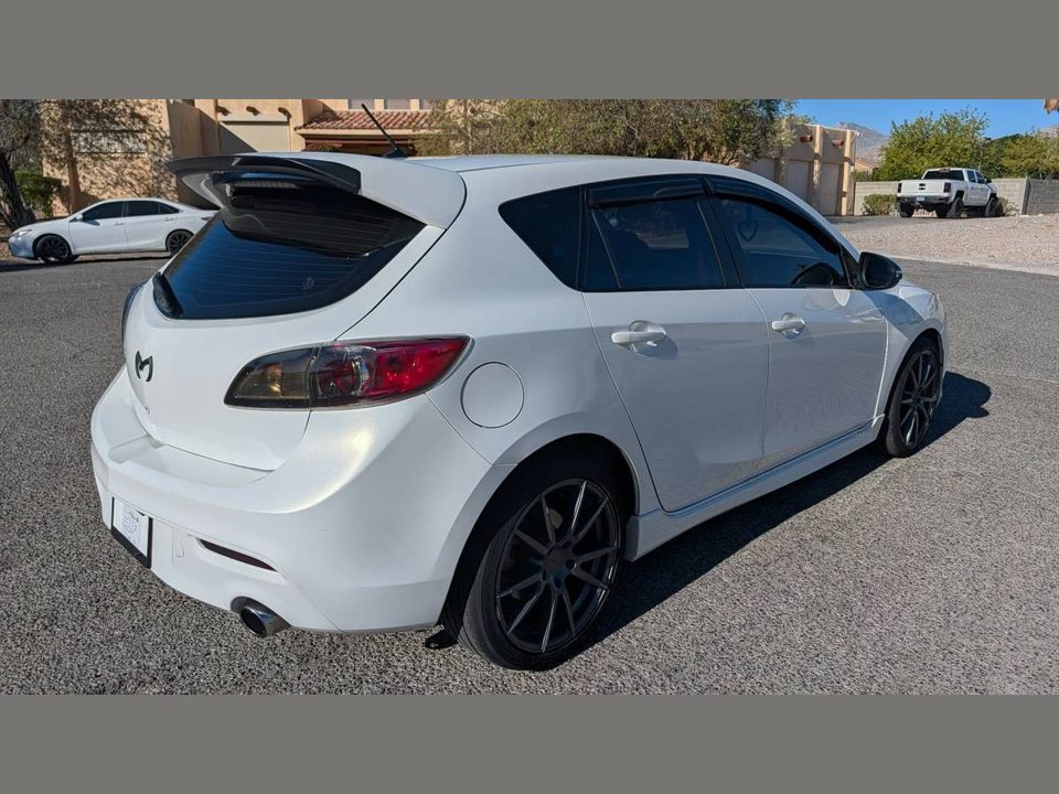 2013 Mazda Grand Touring