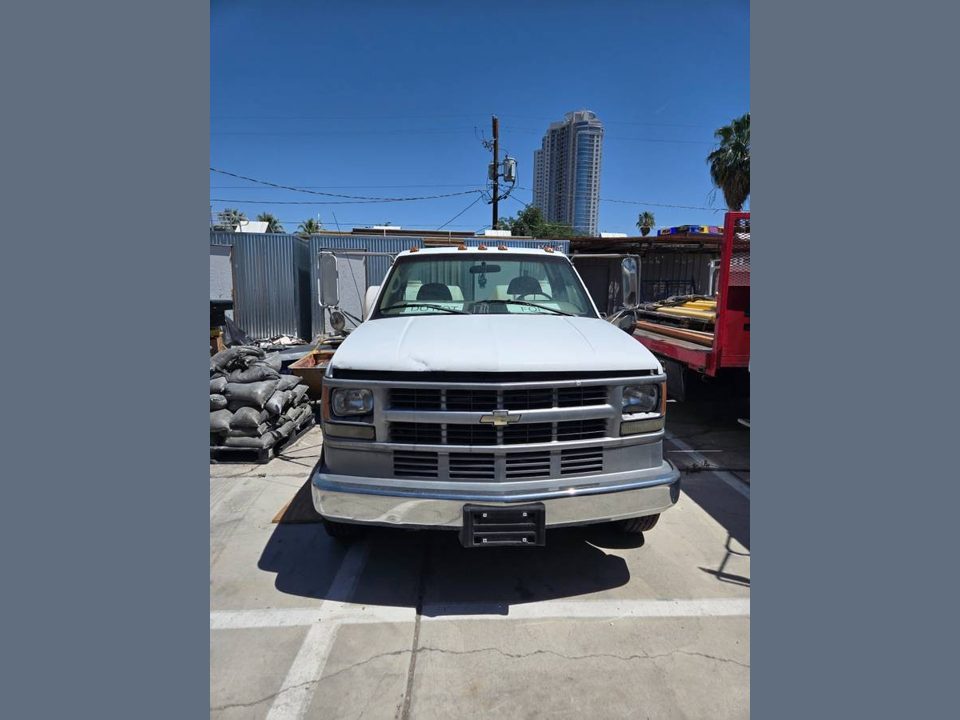 2000 Chevrolet 3500 HE UTILITY TRUCK