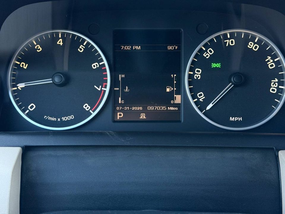 2011 Land Rover LR4 Luxyry