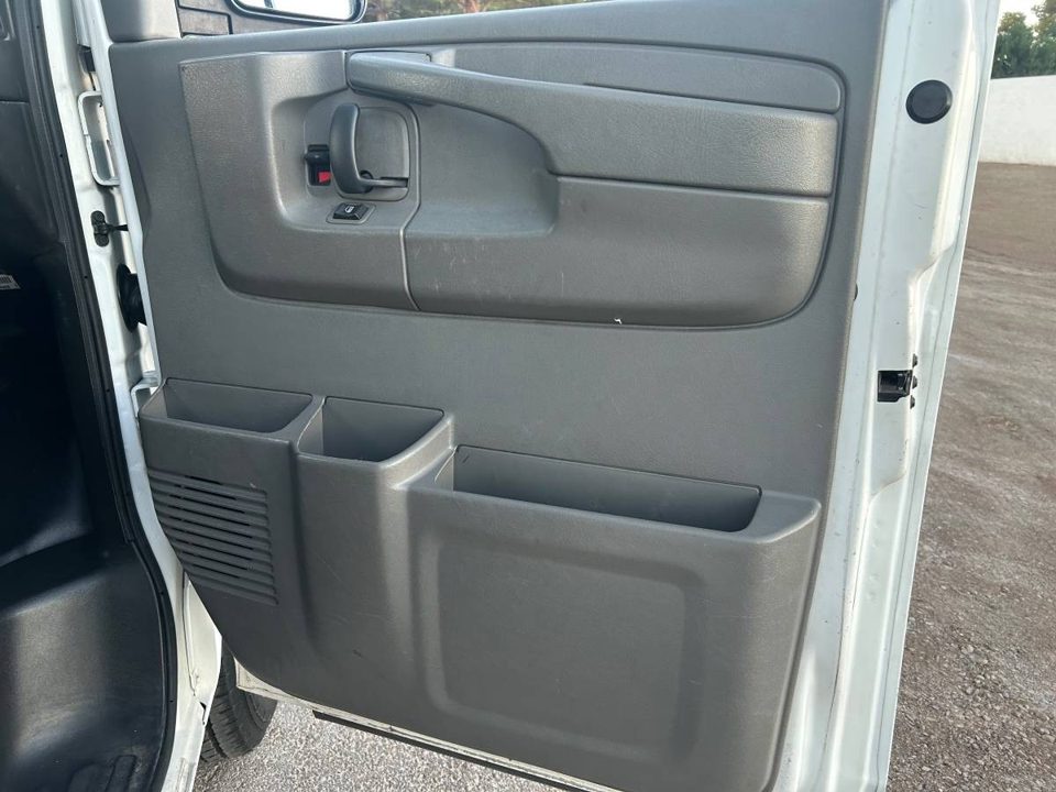 2014 Chevrolet EXPRESS CARGO VAN