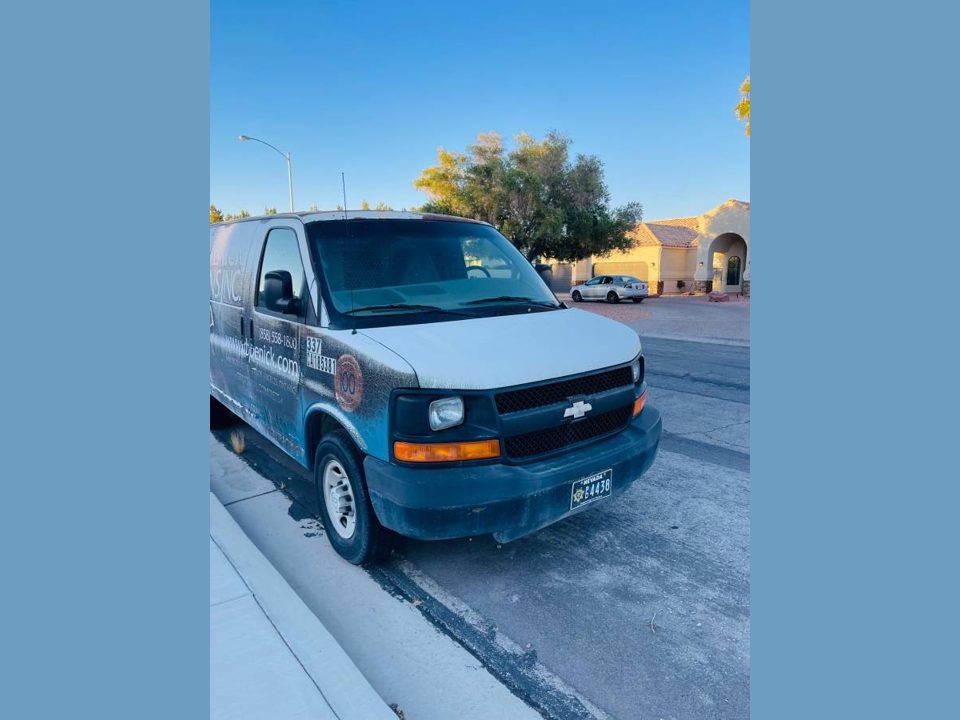 2005 Chevrolet Van Express 1500 100k