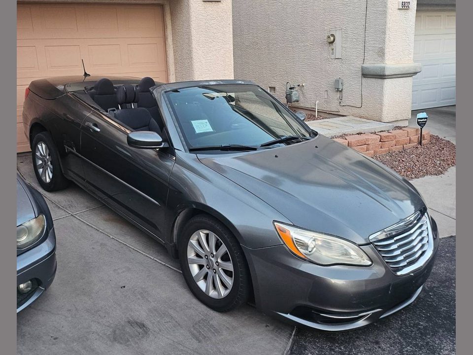 2012 Chrysler 200 Convertible Limited