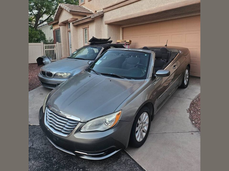 2012 Chrysler 200 Convertible Limited