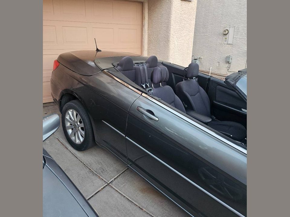 2012 Chrysler 200 Convertible Limited
